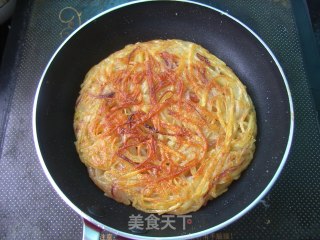 外酥里嫩--土豆丝饼的做法步骤：6