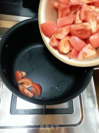 西红柿牛腩汤的做法步骤：3