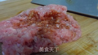 饺子的做法步骤：1