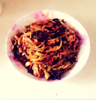 鱼香肉丝的做法步骤：3