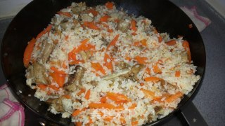 羊肉抓饭的做法步骤：10
