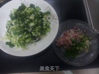 香肠炒饭的做法步骤：1