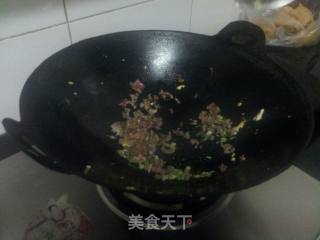 香肠炒饭的做法步骤：4
