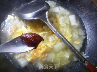 里脊肉大白菜鸡蛋汤的做法步骤：11