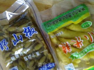 泡椒凤爪的做法步骤：2