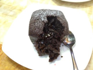 奇妙的巧克力熔岩蛋糕的做法步骤：12