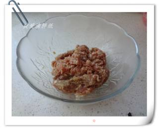 菠菜丸子汤的做法步骤：1