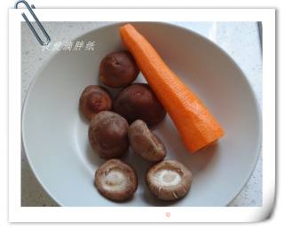 菠菜丸子汤的做法步骤：2