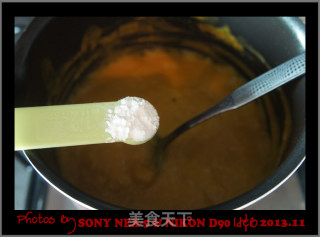 新鲜水果做主角---自制芒果、草莓酱夹心小蛋糕的做法步骤：5