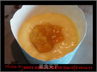 新鲜水果做主角---自制芒果、草莓酱夹心小蛋糕的做法步骤：19