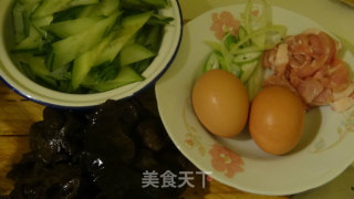木须肉的做法步骤：1