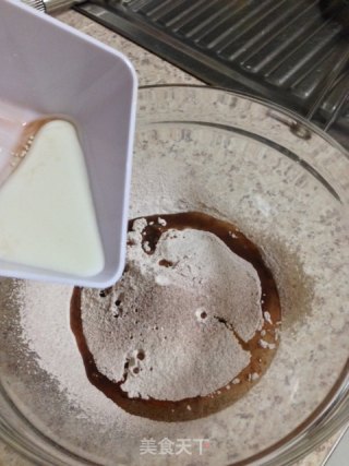 巧克力纸杯蛋糕的做法步骤：5