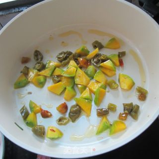 酸辣南瓜丁的做法步骤：4
