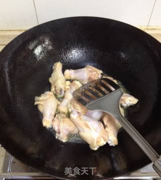 红烧鸡腿的做法步骤：1