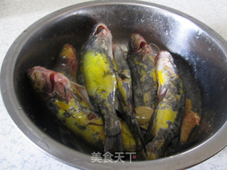 酱焖嘎鱼的做法步骤：2