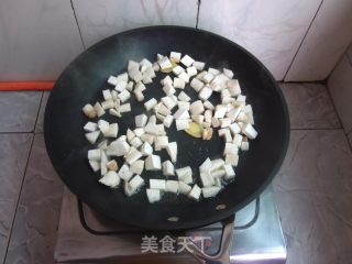 【彩色虾仁杂蔬丁】让彩色的菜菜点亮你一天的彩色心情的做法步骤：3