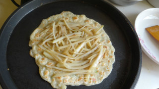 电饼铛快捷早餐饼 【土豆丝卷饼】的做法步骤：4