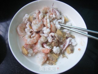 芝士焗海鲜的做法步骤：4