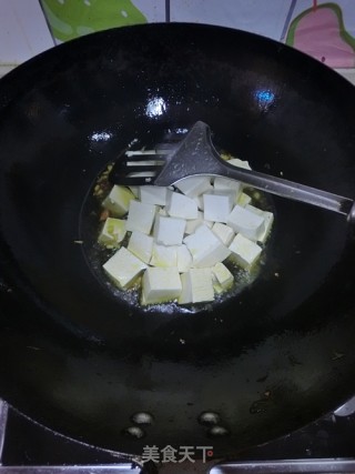 麻婆豆腐的做法步骤：1