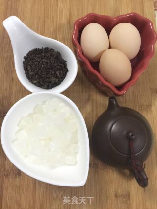 茶和鸡蛋跟咳嗽拉上了关系----铁观音茶炖鸡蛋的做法步骤：1