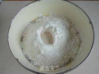 [杂粮米糊果干吐司]---面包机一样做出超级柔软的面包的做法步骤：2