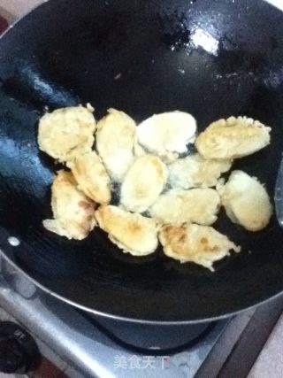 酥炸杏鲍菇的做法步骤：3