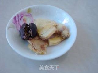 野生熟菌粉煮野猪肉的做法步骤：2
