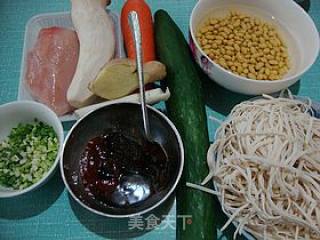 忘不了的家乡美味------【三丁炸酱面】的做法步骤：1