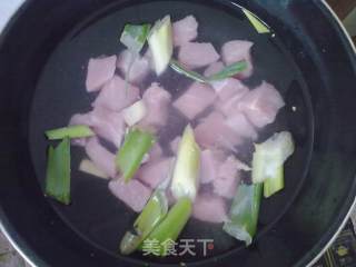 自制肉松的做法步骤：2