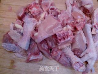 咖喱烧板栗鸡的做法步骤：4