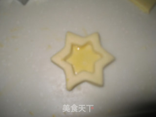 饼干模具巧利用【千层果酱盅】的做法步骤：4