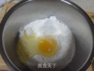 香甜炸油饼的做法步骤：1
