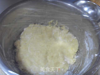 香甜炸油饼的做法步骤：2