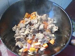 咖喱土豆牛肉的做法步骤：9