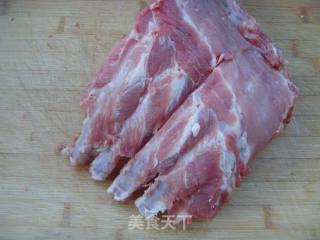 香嫩多汁---迷迭香烤猪排的做法步骤：1
