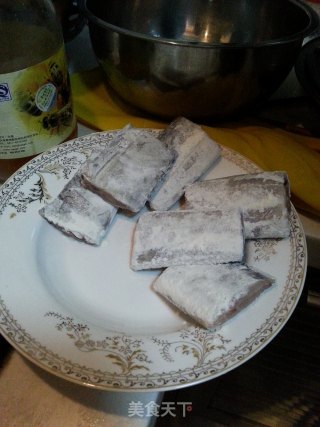 家常焖带鱼的做法步骤：4