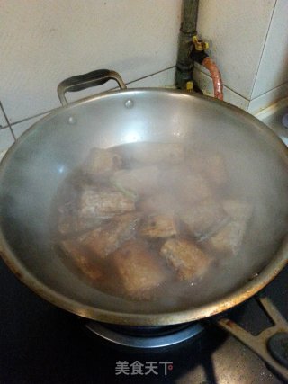 家常焖带鱼的做法步骤：9
