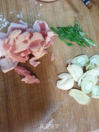 麻椒炒肉的做法步骤：3