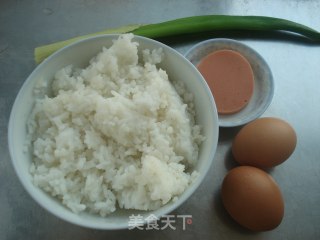 蛋包饭的做法步骤：1