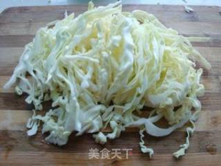 发水腌菜拌包包菜的做法步骤：1