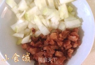 肉香四溢耶--红肠洋葱麦芬的做法步骤：1