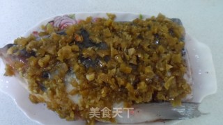 剁椒鱼头的做法步骤：2