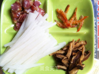 广东侨乡咸汤圆的做法步骤：1