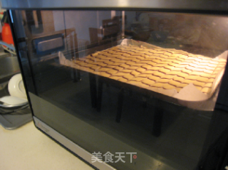 千叶纹蛋糕卷的做法步骤：21