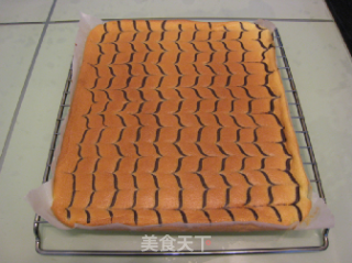 千叶纹蛋糕卷的做法步骤：22