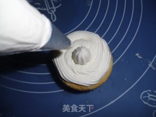 草莓奶油小纸杯的做法步骤：10