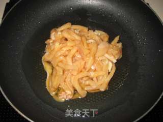 蒜苗炒鸡丝的做法步骤：4