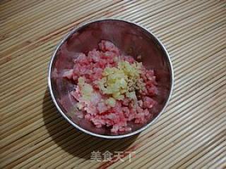 暖身养胃粥--------【皮蛋瘦肉粥】的做法步骤：2