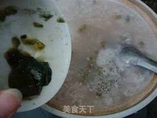 暖身养胃粥--------【皮蛋瘦肉粥】的做法步骤：5