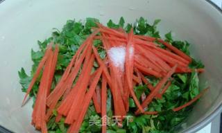 凉拌芹叶的做法步骤：6